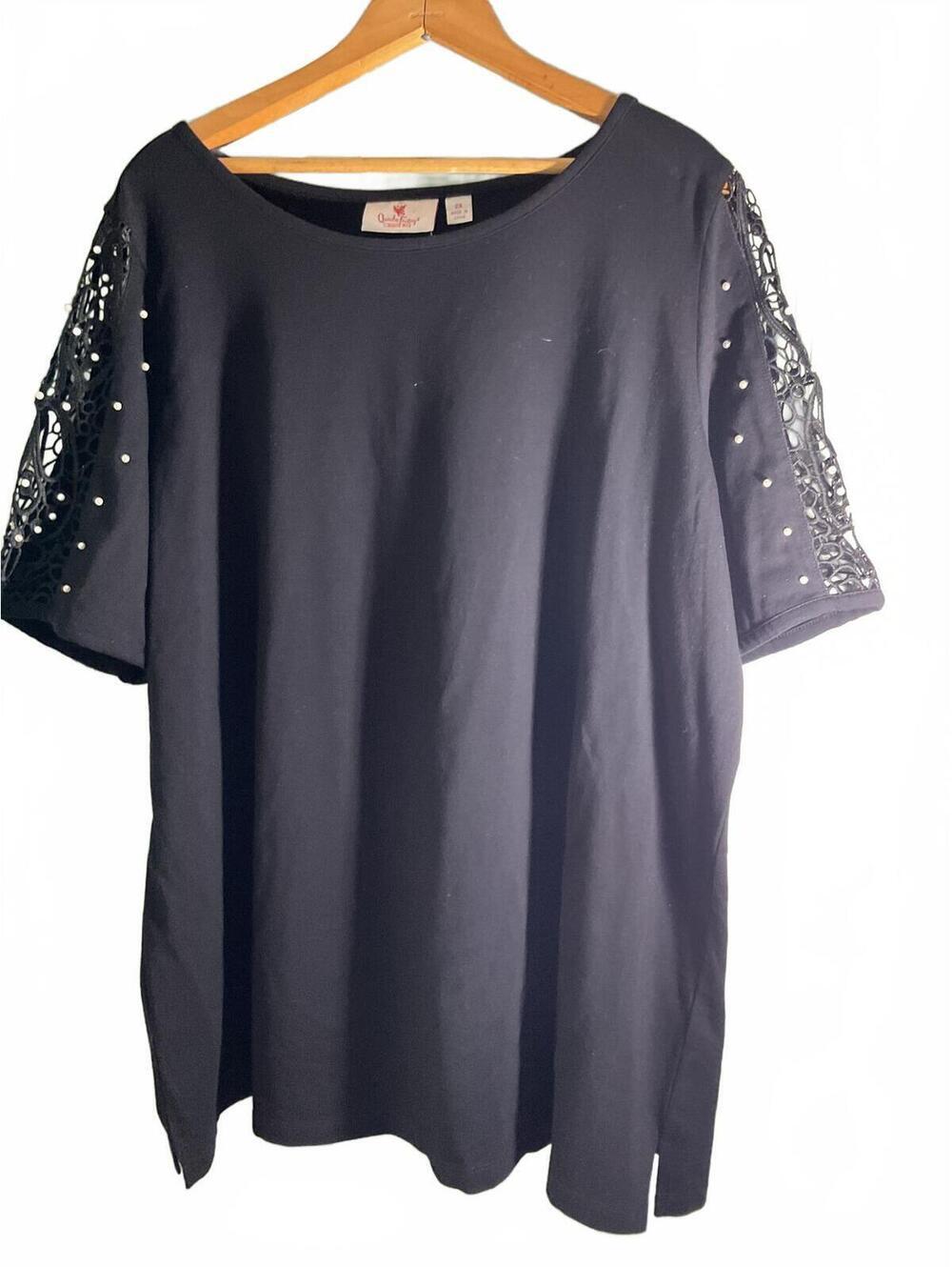 Quacker Factory Black Crochet Sleeve Rhinestone Trim Top Plus 2X